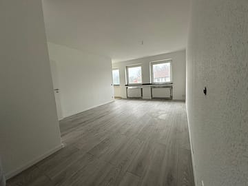 1-Raum-Appartement Wohnung // Zentral und ruhig gelegen - Wohn und Schlafzimmer